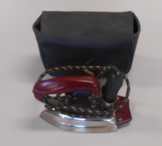 Domestic Object - TRAVELLING ELECTRICAL IRON