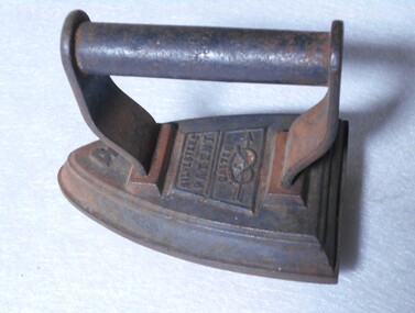 Functional object - Polishing Iron