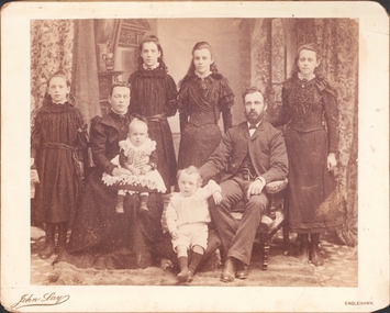 Photograph - Family group photograph of parents and six children at Eaglehawk, August 2024