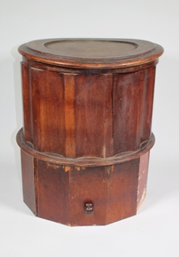 Domestic object - Commode