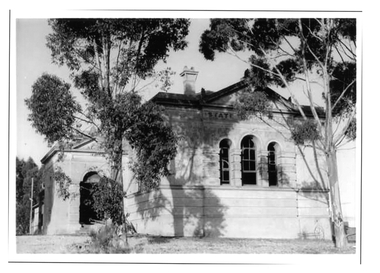 Photograph - Ironbark Hill School