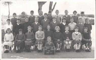 Photograph - Bendigo East State School 1967 Grade 3 & 4