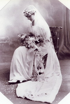 Photo of Wedding Amelia - Mrs Frank Greenaway nee Reynolds