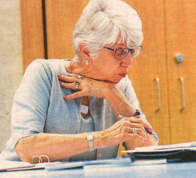 Colour photo of Judi Fisher