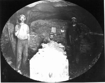Photograph - Victoria Mine No. 0277
