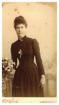 Photo of Mary E Reynolds (1865-1960)