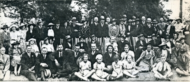 10894.20a Photocopy of a photo of Back to Manudurang attendees Oct 1938