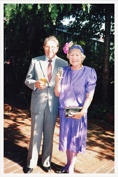 Colour photo of Iris Male and Thomas Neal No 1991