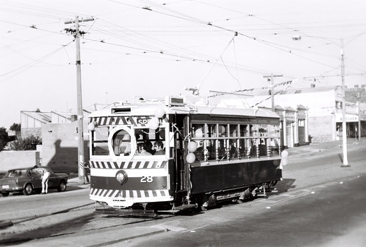 11147.1e No 28 Birney Car Special
