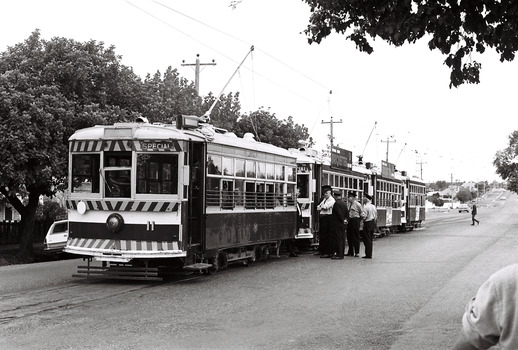 11147.2q The four Birney Cars in Carpenter Street, Quarry Hill Terminus at the Cemetery Gates