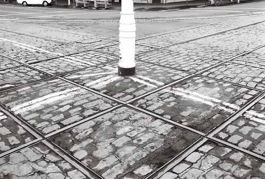 11147.4h All lines cross at the fountain