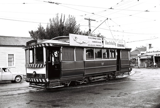 11147.5i No 21 returning to the Tramways Avenue Depot off Mcrae Street