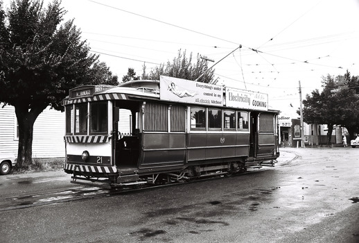 11147.5j No 21 returning to the Tramways Avenue Depot off Mcrae Street