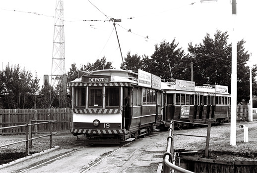 11147.6v Two trams leaving the depot crossing the Back Creek