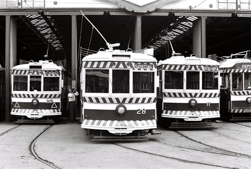 11147.6ag Four trams and one driver at the depot TMS Bendigo Tour 24 March 1968