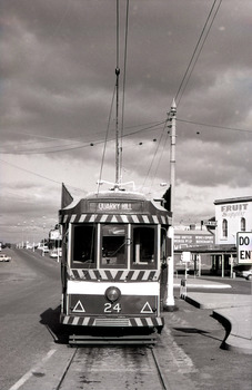 11147.8g No 24 and driver at Eaglehawk