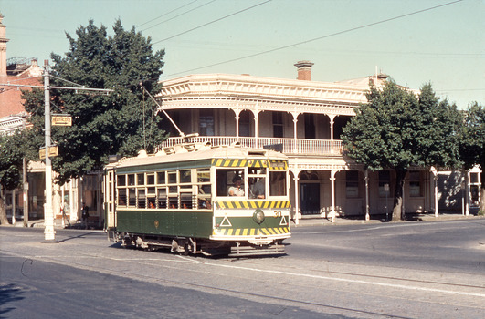 11147.9j No 30 Birney Car crosses the Munday St and Pall Mall intersection heading for the fountain