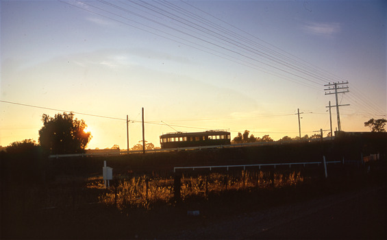 11147.10c Coming on to the railway Line bridge from Eaglehawk