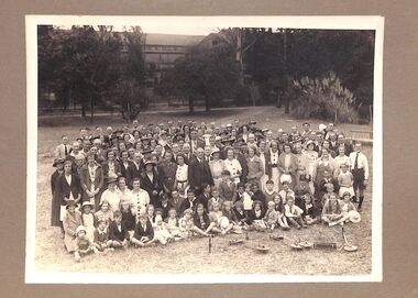 Photograph - Bendigo Advertiser Staff, 1940s-1950s
