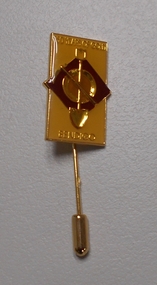 Souvenir - Pin -150th anniversary of the discovery of gold in Bendigo, 2001