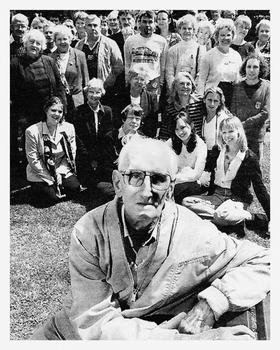 Black and White Photo of George Lansell's sister's grandson, Stan Budds, 95, with some of his relatives, Picture by Phil Weymouth