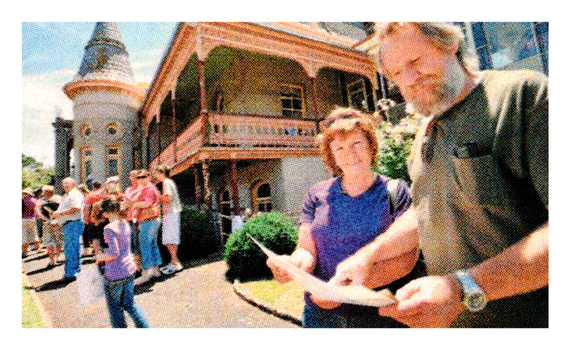 Colour Photo of Judy and Phil Wust