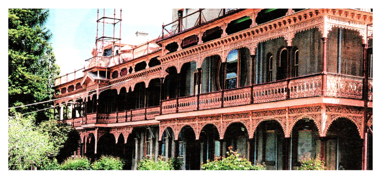 Colour photo of the Villa Fortuna