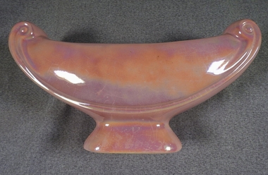 Ceramic - Raynham Vase, pink fan shape, Raynham Ceramic Pty. Ltd, 1948 - 1964