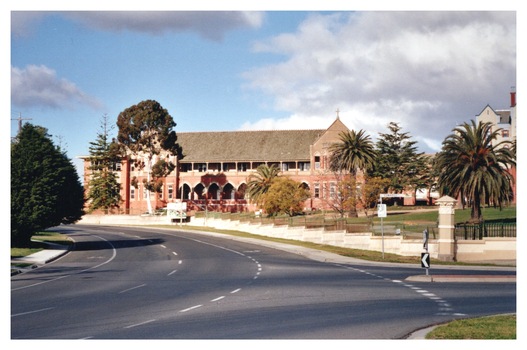 Colour photo of St Aidan's Orphanage was a major residential care facility in Kennington, Bendigo, established in 1905 by the Sisters of the Good Shepherd. Operating until 1981, it is noted as the first orphanage in Australia to house both boys and girls. The heritage-listed complex has since been repurposed.