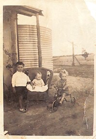 Photograph, Jack Lockett Collection: Family Photographs, 1890s-1960s