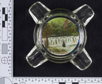 Ashtray, Graceburn Weir, Healesville Souvenir, 1930s-1940s