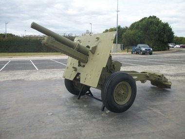 Artillery gun, GMH, early 1940,s