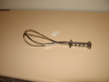 Elliot-type obstetrical forceps used by Colin Noel de Garis