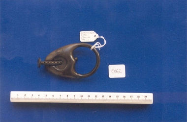 Greenhalgh stem pessary associated with Dr Frank Forster