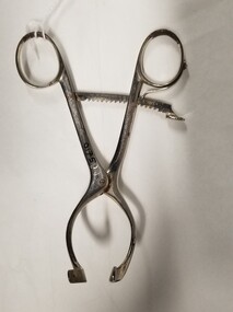 Doyen's mouth gag used by Dr Mitchell Henry O'Sullivan