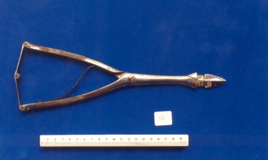 Simpson's perforator used by Dr Mitchell Henry O'Sullivan