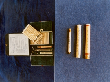 'Waite's' cartridge type syringe used by Dr Lorna Lloyd-Green