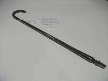 Blunt hook