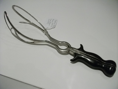 Set of modified Anderson style forceps, Meyer and Meltzer