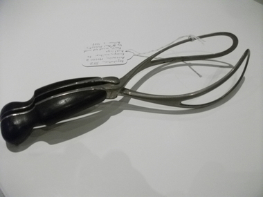 Forceps, similar to Aveling's