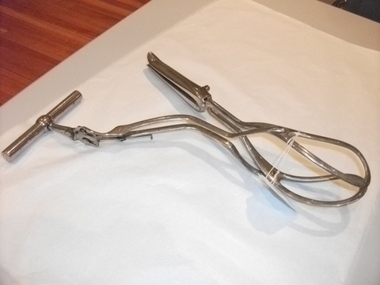 Forceps, Milne-Murray's
