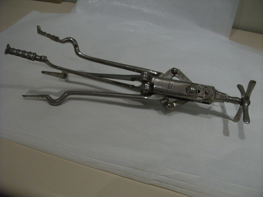 Uterine Dilator, Bossi's, c1913