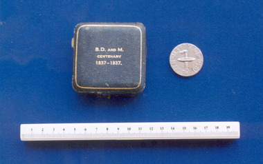 Medal - Commemorative medal celebrating the centenary of the Births, Deaths and Marriages Registration Act, 1937, Royal Mint, c. 1937