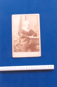 Sepia photograph of Mrs Mary Livingstone (Howlett), Johnstone O'Shannessy & Co Ltd