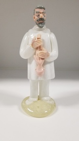 Sculpture - Glass statue of a gynaecologist, Jaroslav Brychta, c. 1930s