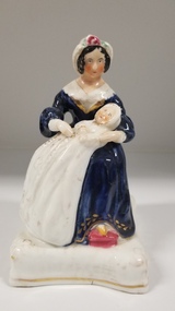 Sculpture - Staffordshire ceramic figurine of Queen Victoria, with baby, c. 1840