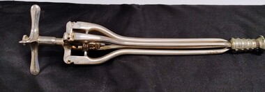 Instrument - Bossi-style uterine dilator