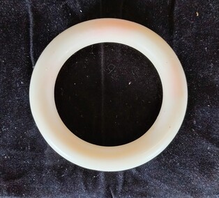 White ring pessary, 80mm