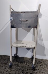 Functional object - Medical trolley on wheels