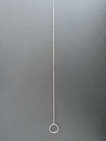 Unidentified instrument associated with Dr Geoff Bishop